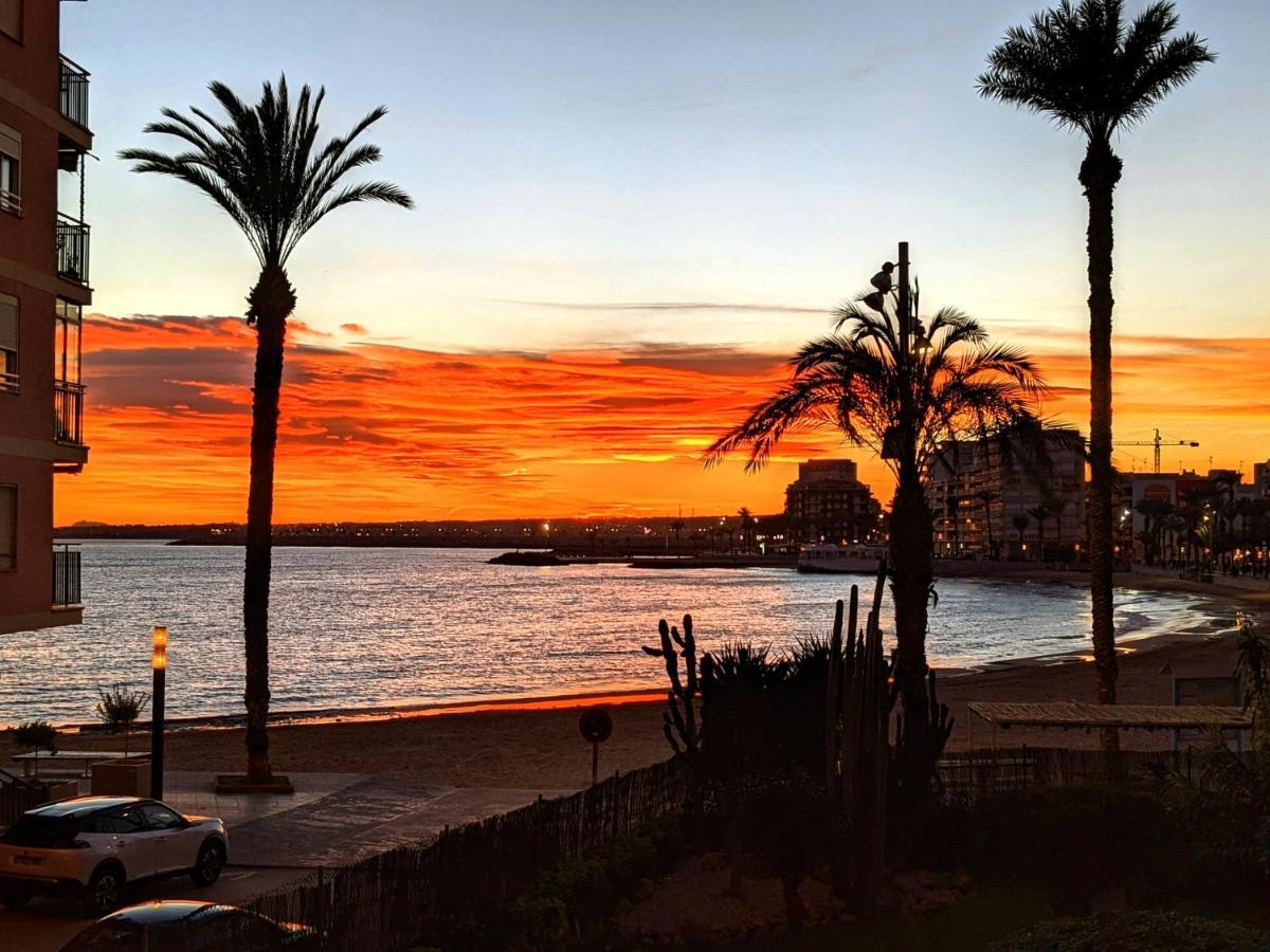 Garden Beach Apartment Torrevieja Bagian luar foto